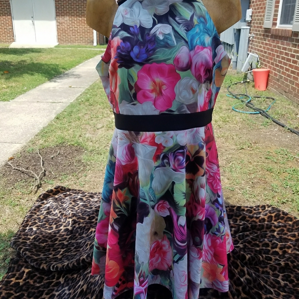 NWOT TED BAKER LONDON Floral Dress